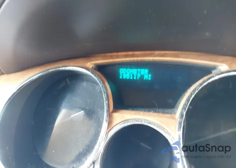 2011 Buick Enclave 1Xl z USA, uszkodzony, nr VIN 5GAKRBED5BJ157107